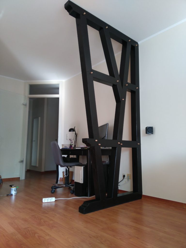 Abbund und Montage eines Fachwerk-Raumtrennwandelements